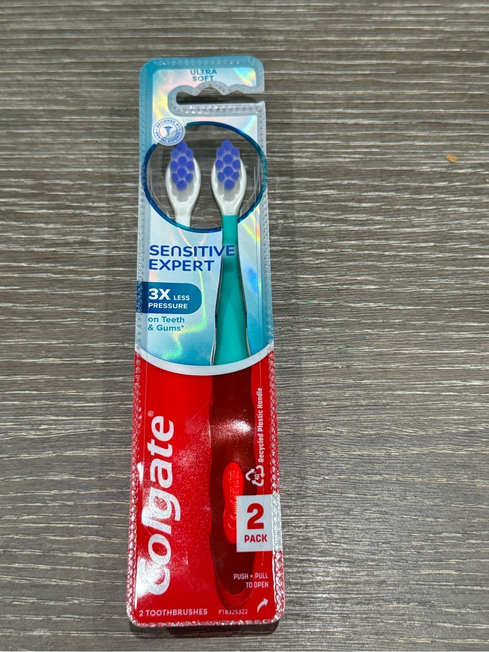 NWT Ultra Soft Colgate Sensitive Expert Toothbrushes pack of 2